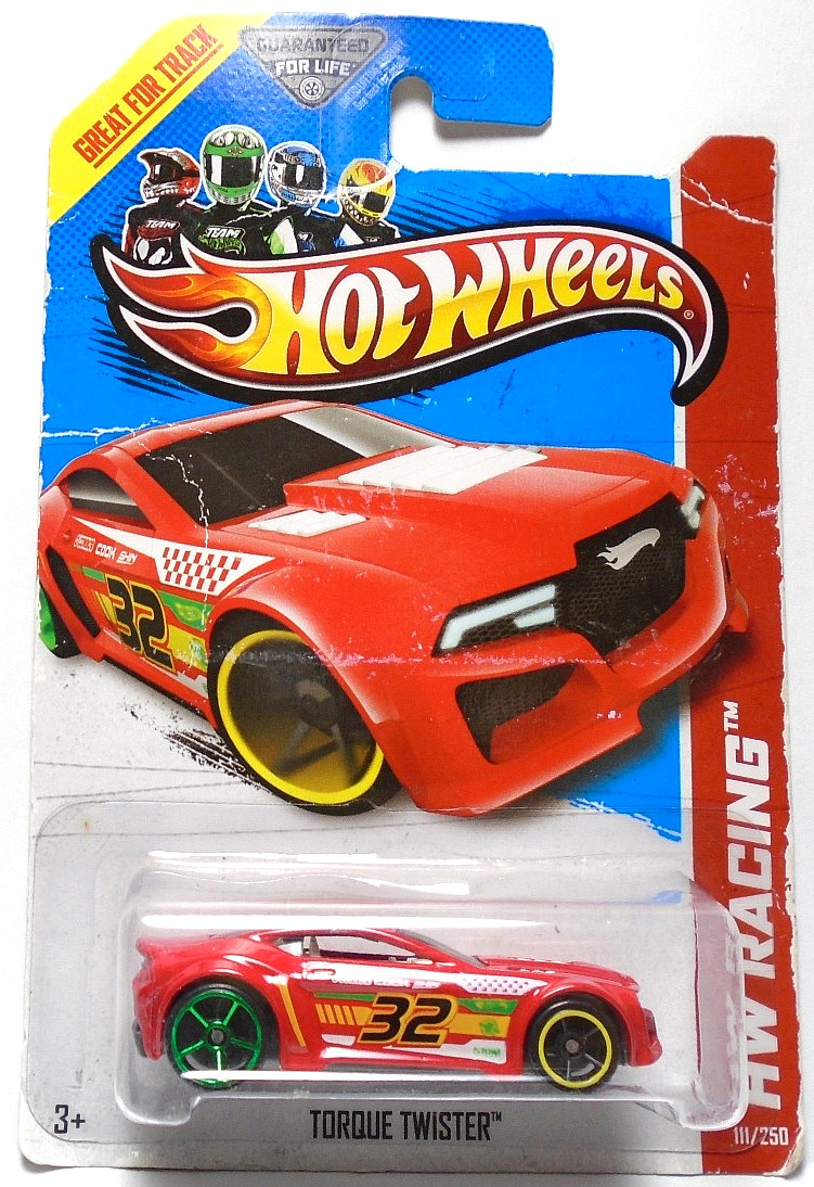 2013 HOT WHEELS HW RACING TORQUE TWISTER 32 RED 1:64 DIECAST 2 5/8" CAR W/ WHITE