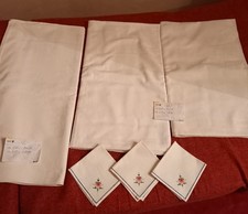 3 x weiße Tafeltücher + 3 Stoffservietten