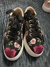 Betsey Johnson Unisex Black/Pink/Green Floral Low Top Lace-Up Athletic Sneaker