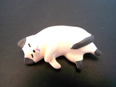 Ein Black & White Cat 3D Kühlschrankmagnet - Neu