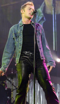 Ronan Keating live onstage at the 2001 TMF Awards in Rotterdam Net- Old Photo