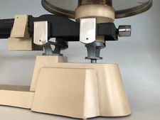 Vintage Ohaus Triple Beam Balance Scale 2610 Gram Capacity One Owner