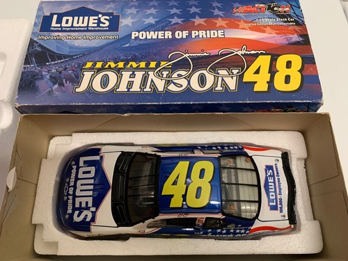Jimmie Johnson #48 Lowe’s 5X Champion Cup Series 2010 1:24 Scale In Donor Box - Picture 2 of 2