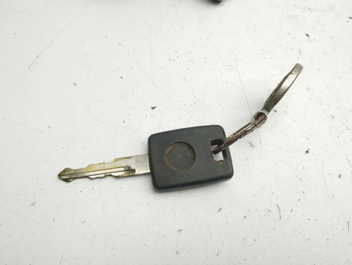 Audi A4 S4 B5 8D 1997 Ignition Switch Lock Barrel Key 4D0905851A AMD143948 - Picture 4 of 8