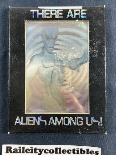 THERE ARE ALIENS AMONG US Boxed Limited Edition HOLOGRAM Card Set of 8 from 1992 - Picture 12 of 12
