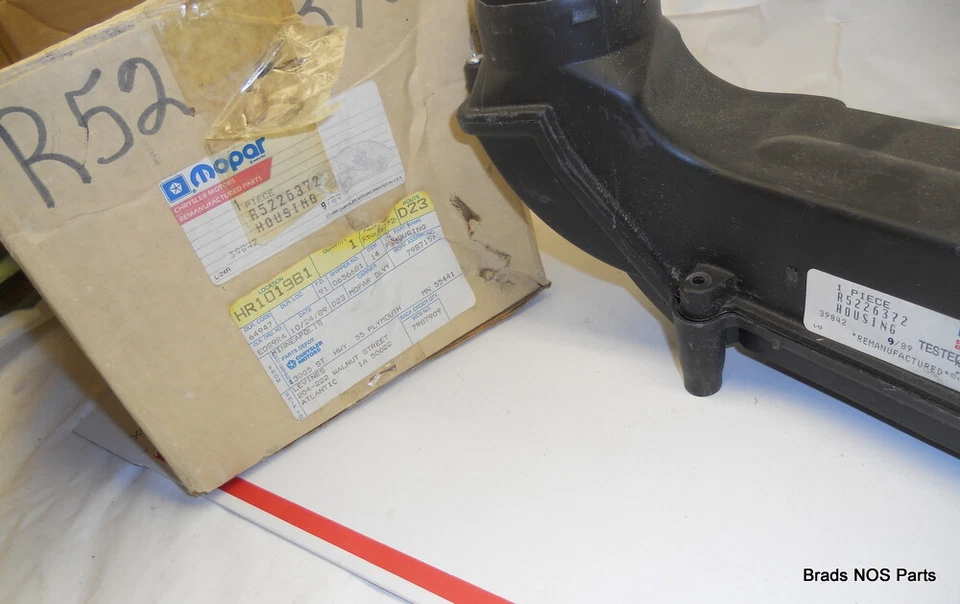 Nuevo de Lote Antiguo MoPar 1984 Dodge 600 Chrysler Lebaron con Módulo de Control de Motor Computadora Foto 3 de 4