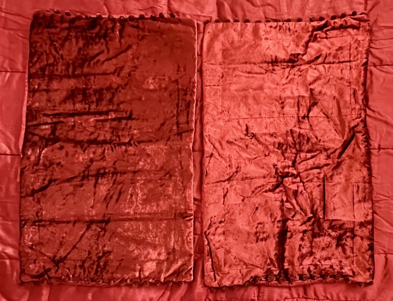 Dark Red Velvet Bed Throw 260cm X 260cm with Two Matching Pillow Shams