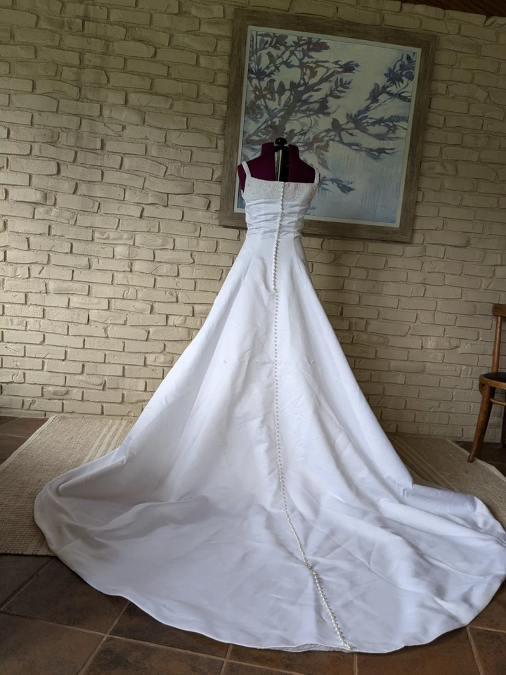 Vestido de novia vintage 1973 Alfred Angelo Pearl Foto 3 de 4