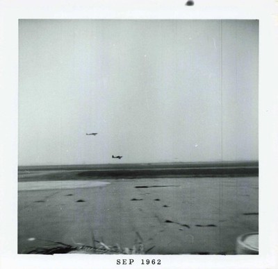 VTG Photo Airplanes In-Flight Show Airfield Runway
