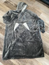 Nobleer Hooded Blanket