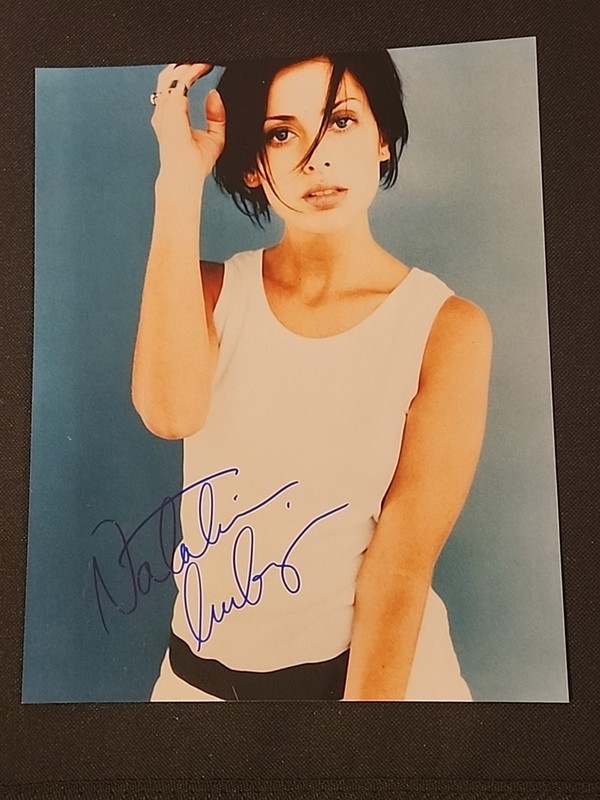 Natalie Imbruglia Signed Photo 8x10 Autograph Australia Singer Songwriter 