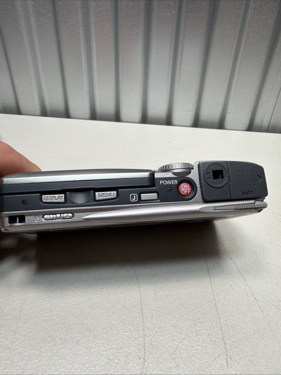 Ricoh RDC-i700 Internet Ready Digital Camera 3.3MP 3x Zoom - Gray