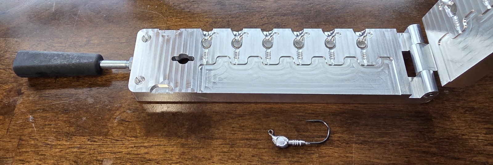 1/4 oz Mullet Jig head Mold -Spotted Seatrout, Flounder, Puppy Drum - Image 5