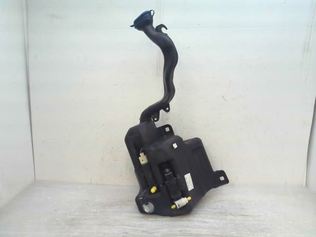 MERCEDES-BENZ Benz a class 2014 Windshield Washer Tank [Used] [PA117914614]