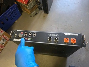 Pylontech US2000C 2,4kWh Swollen Case/beschädigtes Gehäuse. NUR STROM GETESTET.