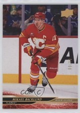 2024-25 Upper Deck Extended Series High Gloss 9/10 Mikael Backlund #516 a2e