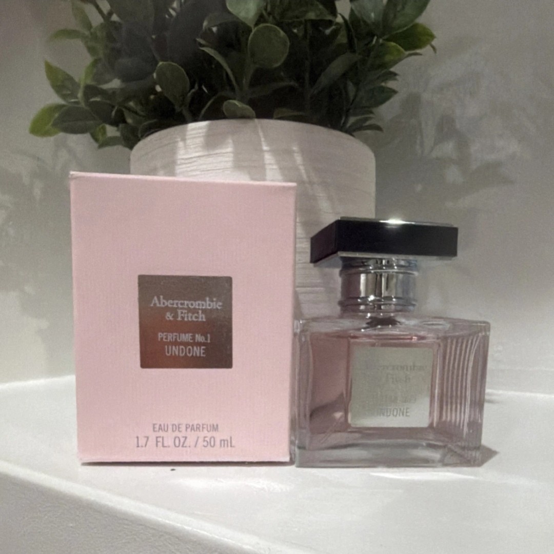 Abercrombie & Fitch PERFUME No.1 UNDONE Eau de Parfum Spray 1.7 fl