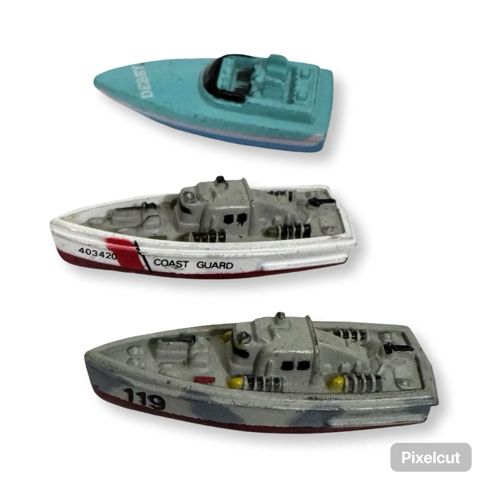 Vintage Micro Machines Boat Ship Mixed Lot of 3 Speed Boats Coast Guard Ships - Image 4 of 4