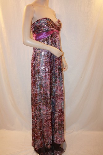 NUEVO VESTIDO BCBG MAXAZRIA SEDA VIOLETA ESTAMPADO METÁLICO PLISADO OXN6B802 TALLA 2 - Imagen 4 de 9
