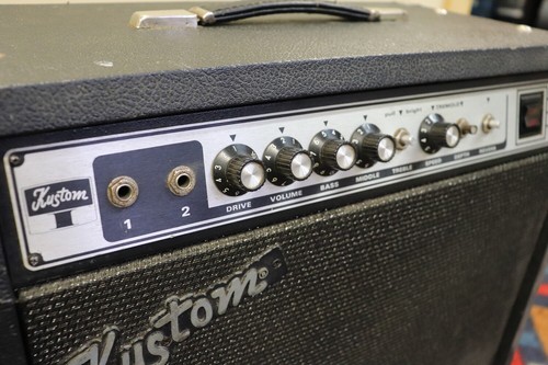 KUSTOM 1-L - 1-Channel 30 Watt 1x12 Solid State Combo Guitar Amplifier - Picture 10 of 13