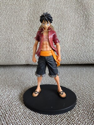 One Piece - Monkey D. Luffy Figur: mit Ständer Größe: B7cm x H 17cm aus Japan