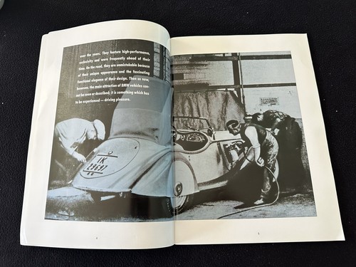 1992 BMW History Brochure Isetta Dixi 503 507 3.0 CSL /5 M1 850i Rare Catalog - Picture 2 of 14