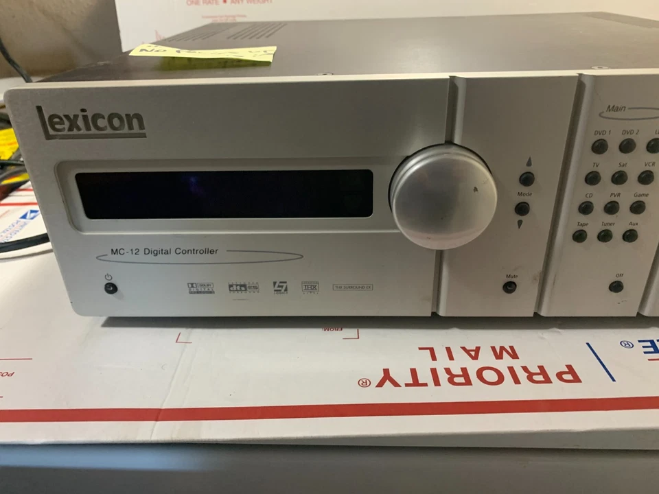 Lexicon MC-12HD Preamp/ Music & Cinema Processor NON-WORKING - Image 2 of 4