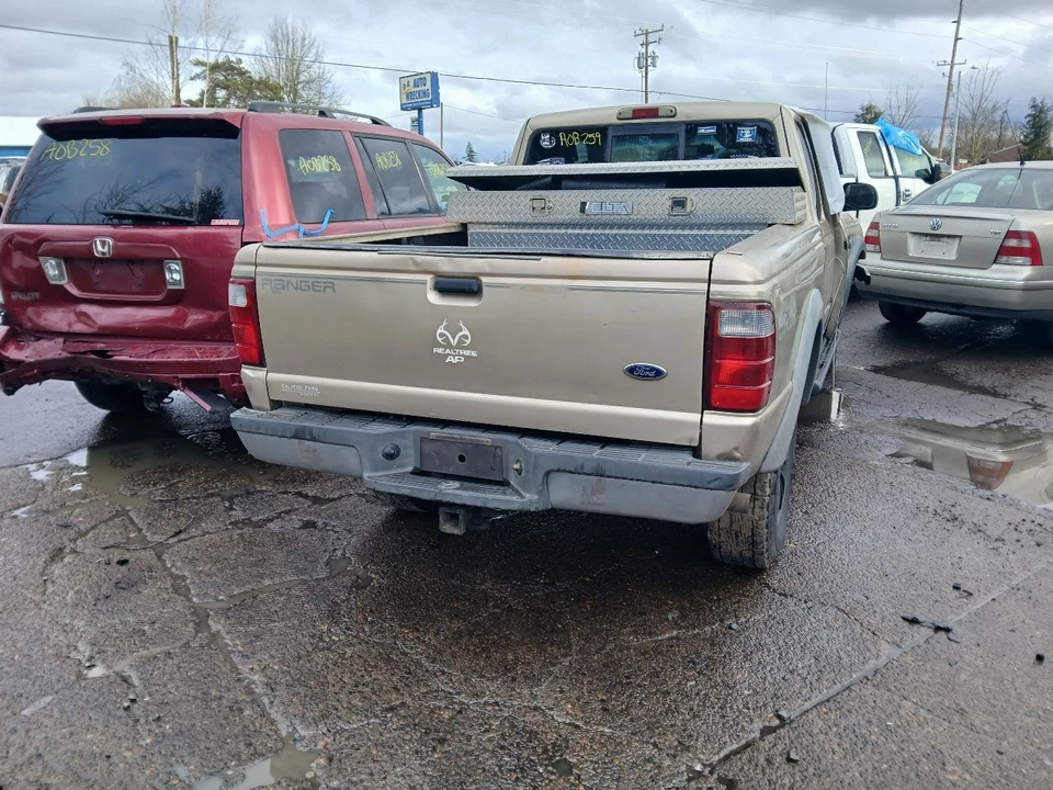 Conjunto de filtro de aire usado se adapta a: Ford Ranger 2002 4,0 grado A Foto 3 de 4