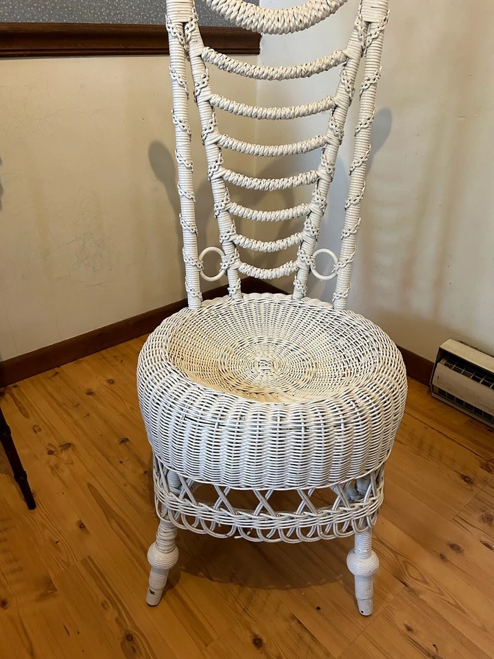 Rare 19th Century French Victorian Boudior Wicker Chair - Image 3 of 4