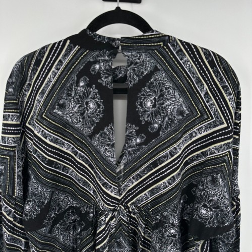 Free People Walking on a Dream tunica top donna grande nero stampa geo buco della serratura - Foto 8 di 12