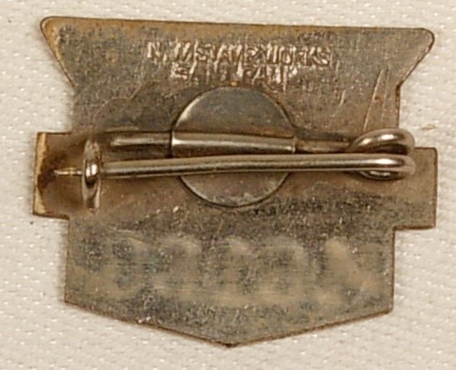 1939 MINNESOTA LICENSED CHAUFFEUR PIN BADGE PINBACK - Picture 2 of 2