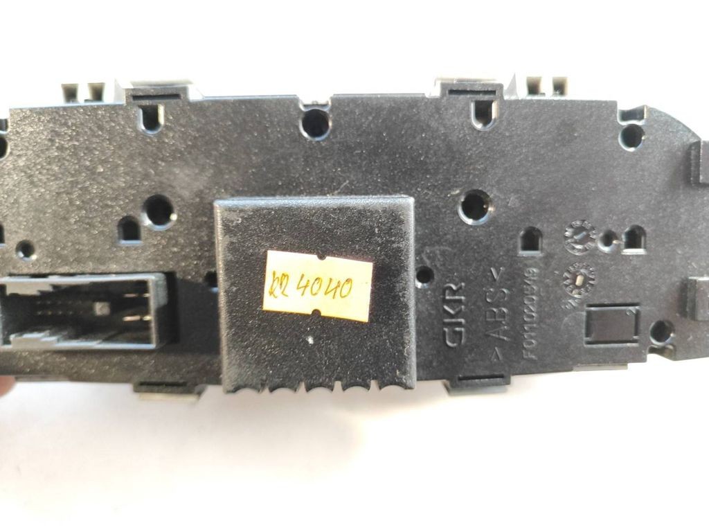 Foto 6 di 7
