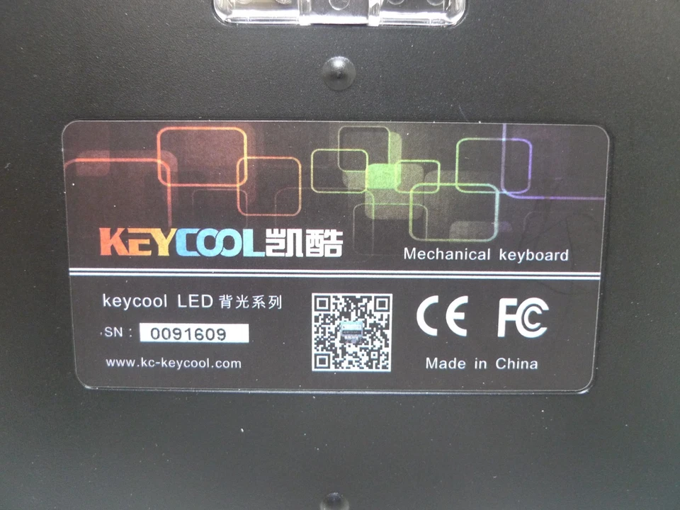KeyCool LED USB-A Wired Mechanical Keyboard - Image 3 of 4