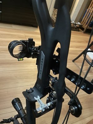 Axcel HD 7 Pin Archery Sight Long Bar