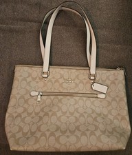 Coach Gallery Tote Bag Purse Signature Canvas Light Khaki Chalk Gold Logo RARE