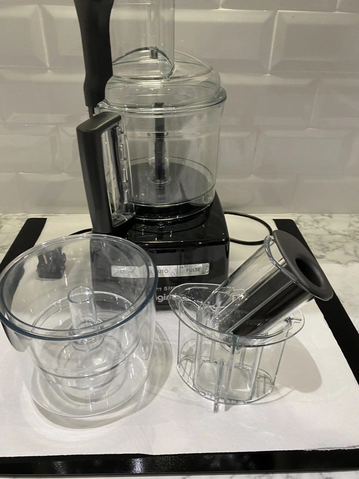 Magimix 5200 XL Premium Food Processor 1100W - Black as good as guaranteed
Opens in a new window or