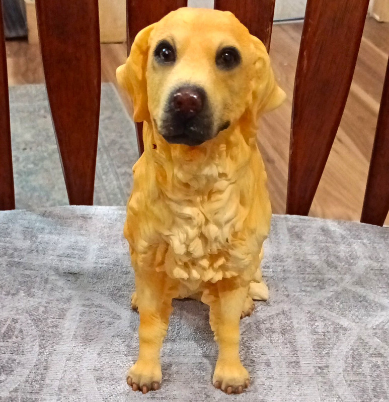 Golden Retriever Sitting Dog Figurine Statue Yellow Golden Retriever Collectible