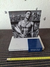 Très Beau  Présentoir Parfum Avec Imperfections