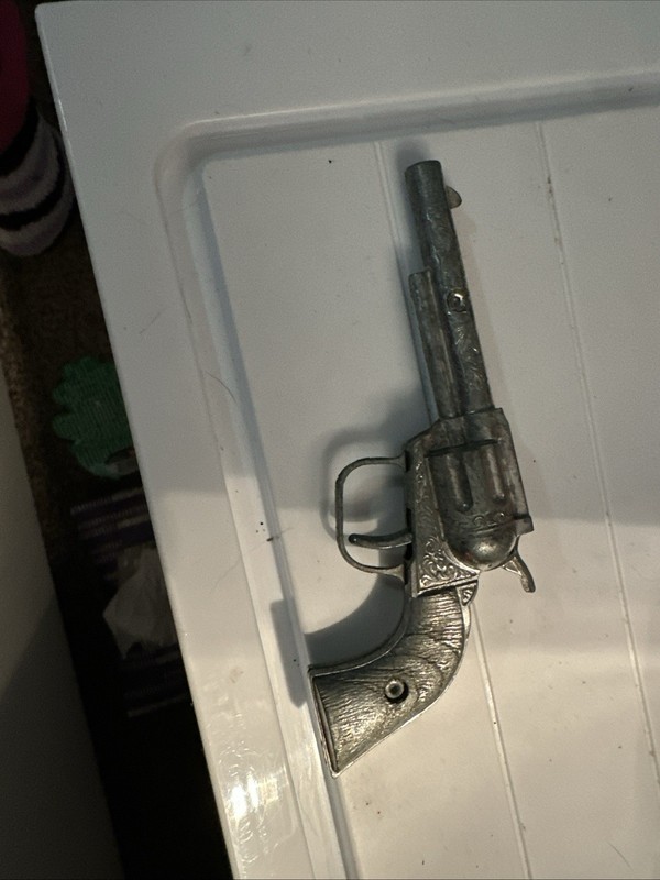 Metal Western Revolver Toy Scroll Grips Prop
