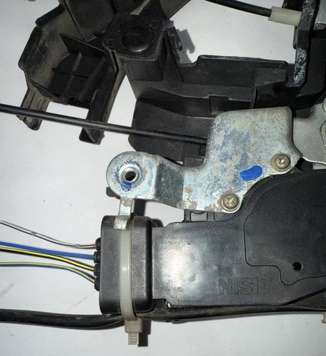 2004 TOYOTA TUNDRA Front Right RH Door Lock Latch Actuator w/ Power OEM - Picture 5 of 7