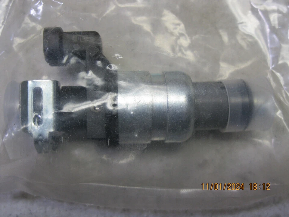 Fuel Injector ACDelco GM OE/GM Genuine Parts 217-1628 12575947 - Imagem 4 de 4