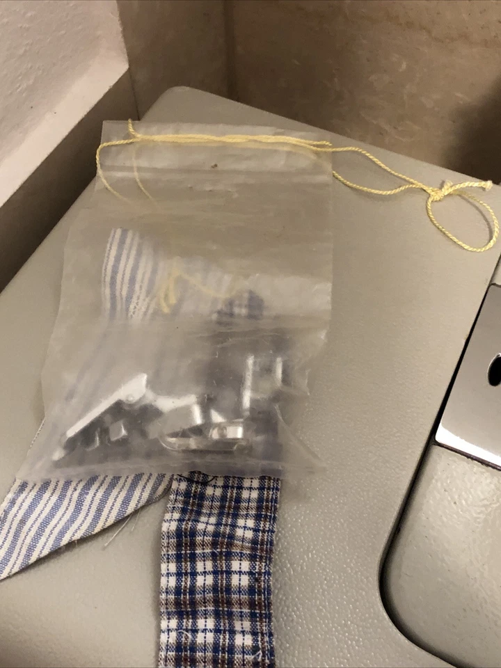 Nähmaschine Dorina 17 Pfaff By Dorina Karlsruhe in Koffer schwere Qualität Rar - Bild 4 von 4