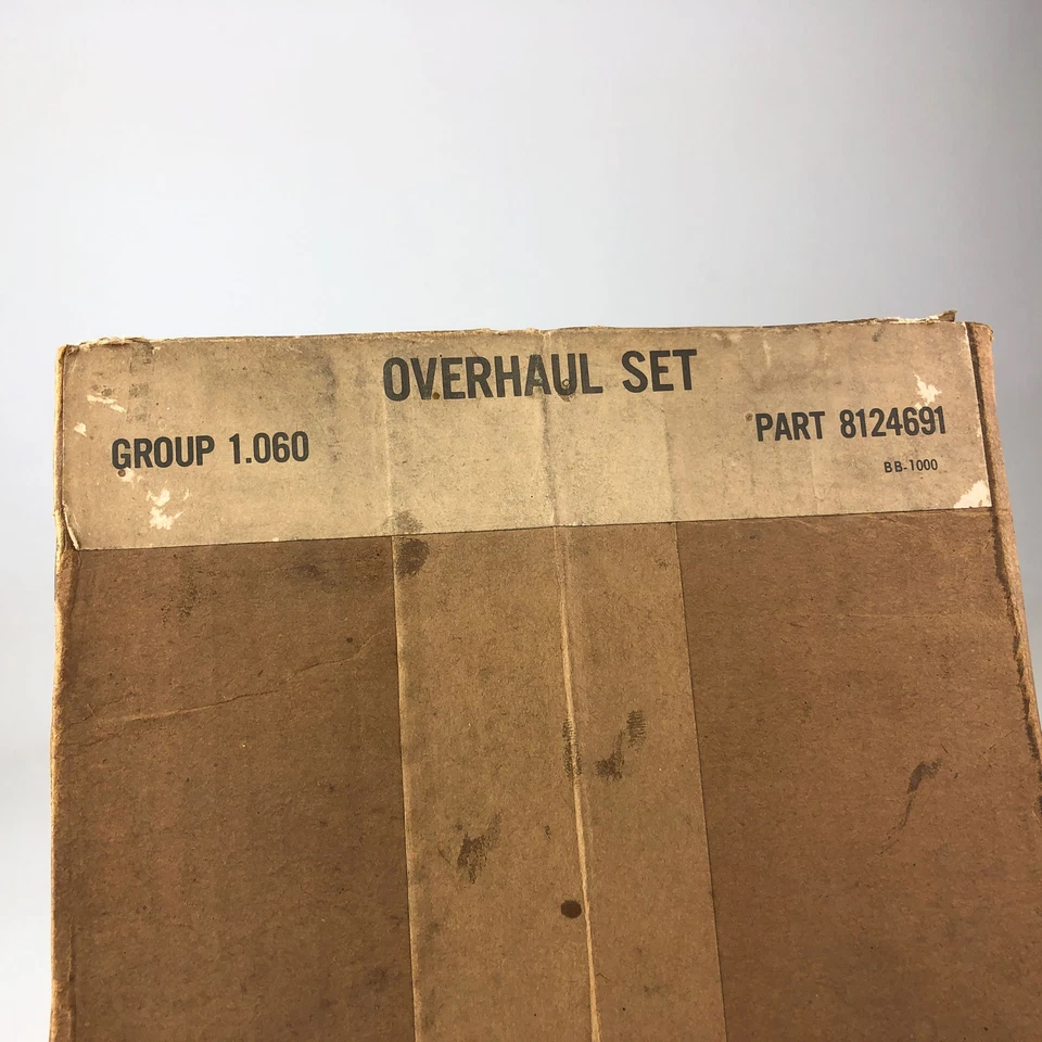 Crown Automotive 8124691 Engine Overhaul Gasket Kit Set Genuine OEM New NOS - Изображение 2 из 4