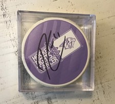 Autograph RYAN ELLIS #4 AUTOGRAPH  PUCK PREDATORS In Case Fight Cancer