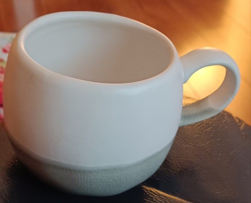 Ceramic Mug Coffee Tea Cup NEW Lakeland Ombre Grey Cream Wobbly Wobbly Glazed