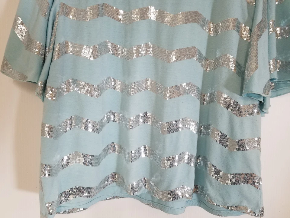 Rock 47 Wrangler Top Sz XL Blue Silver Sequins Pullover Flutter Sleeve 3784 - Image 3 of 4