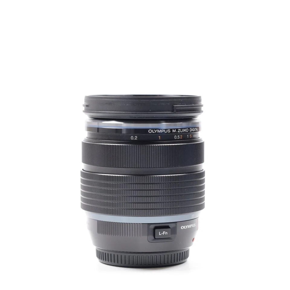 OLYMPUS M.ZUIKO DIGITAL ED 12-40mm F2.8 PRO NEGRO [Casi Como Nuevo] #197AA - Imagen 4 de 4