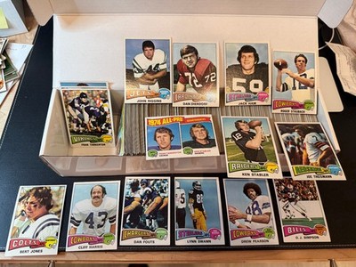 1975 Topps Football Complete Set (1-528). Lynn Swann / Drew Pearson Rookie EX