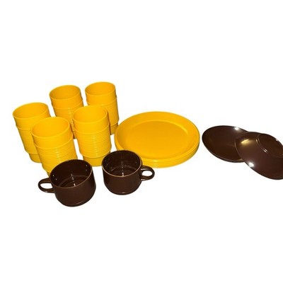 Large Lot Vtg Rubbermaid Yellow Melamine Plates & Cups Brown Bowls And Cups 14pc