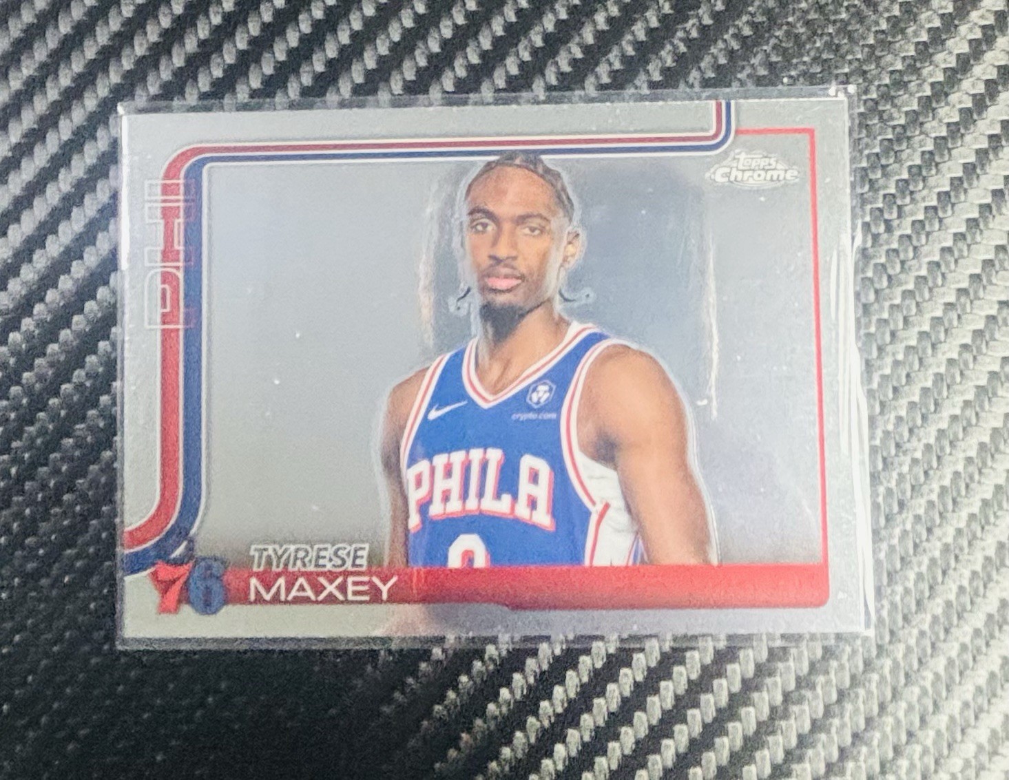 Tyrese Maxey 2025-26 Topps Chrome Basketball Image Variation SSP #185